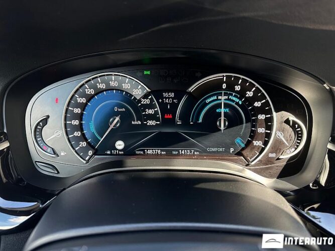 BMW 530e 47 interauto-car