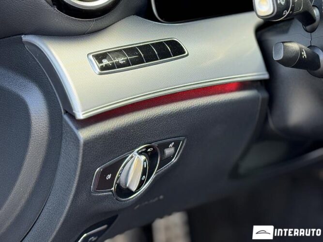 Mercedes E 220 40 interauto-car