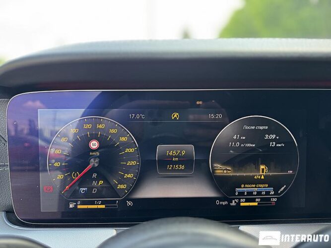 Mercedes E 220 43 interauto-car