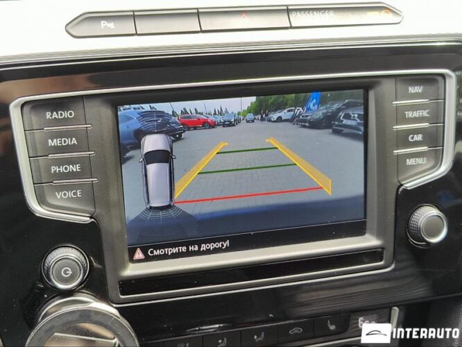 Volkswagen Passat GTE 41 interauto-car