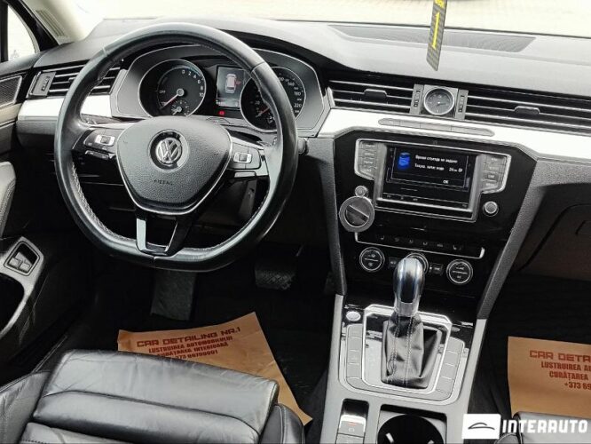 Volkswagen Passat GTE 39 interauto-car