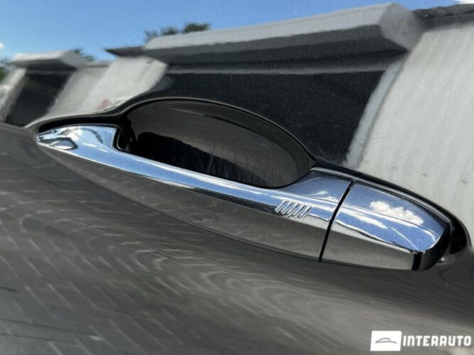 BMW X6M 61 interauto-car