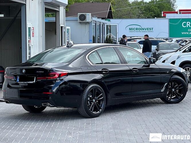 BMW 530e 35 interauto-car
