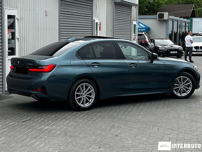 bmw 330E 2019