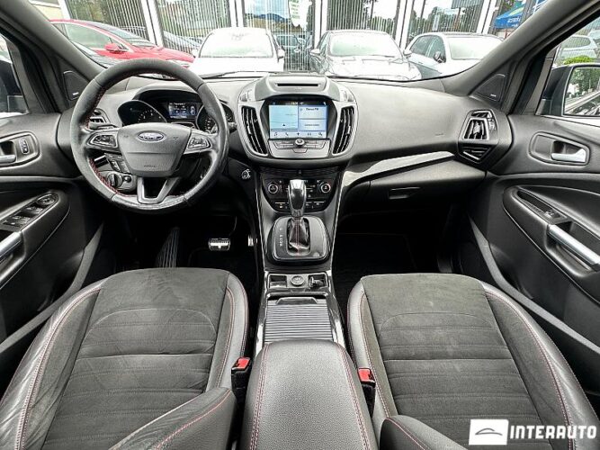 Ford Kuga 38 interauto-car