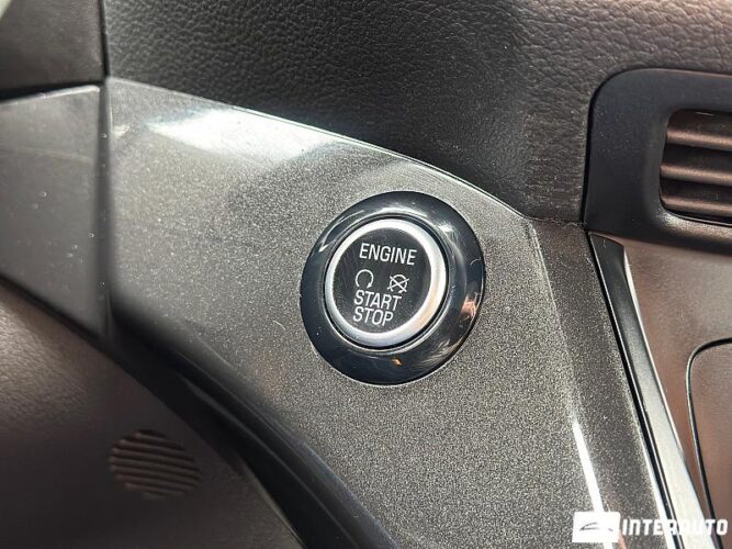 Ford Kuga 39 interauto-car