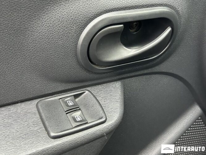 Dacia Dokker 33 interauto-car