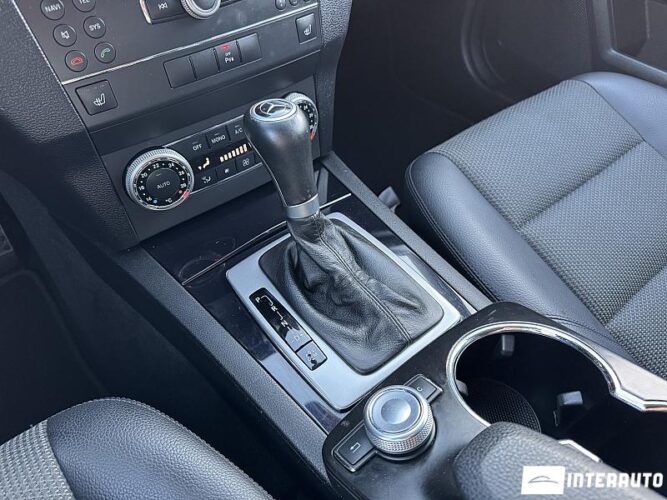 Mercedes GLK 220 53 mercedes GLK 220 2010