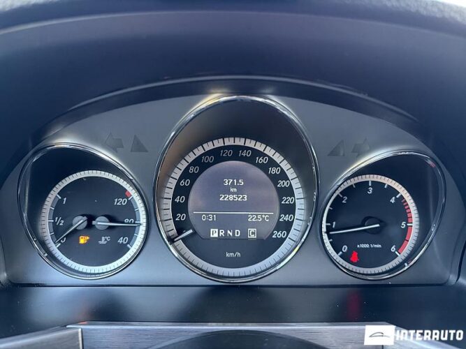 Mercedes GLK 220 48 mercedes GLK 220 2010