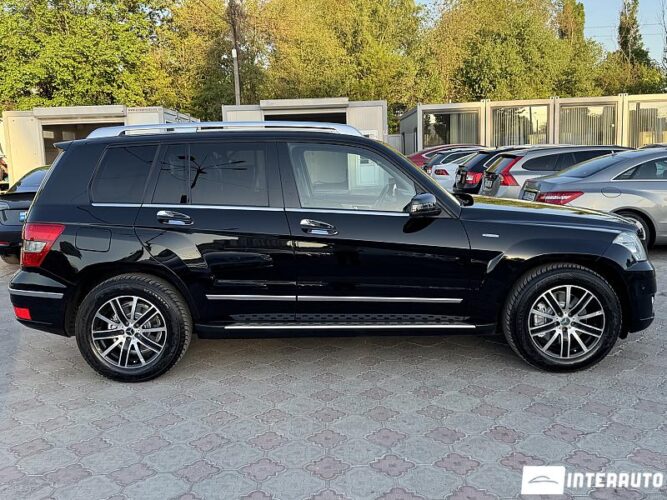 Mercedes GLK 220 41 mercedes GLK 220 2010