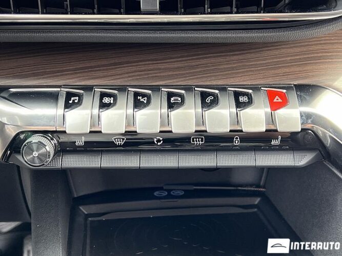 Peugeot 5008 43 interauto-car