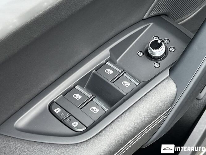 Audi Q5 Sportback 60 interauto-car