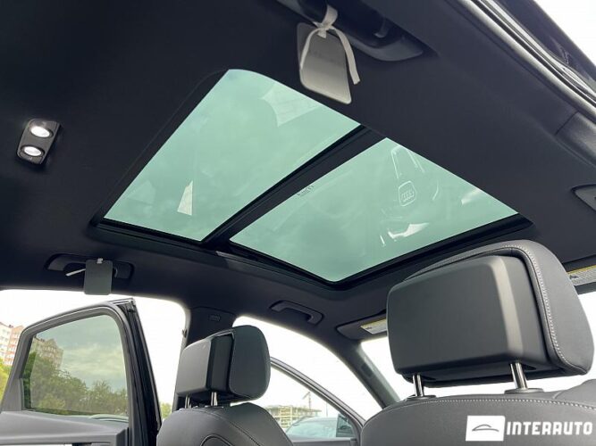 Audi Q5 Sportback 54 interauto-car