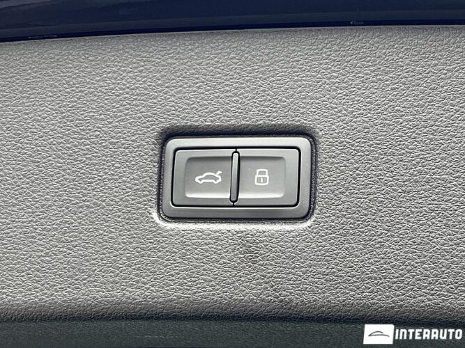 Audi Q5 Sportback 65 interauto-car