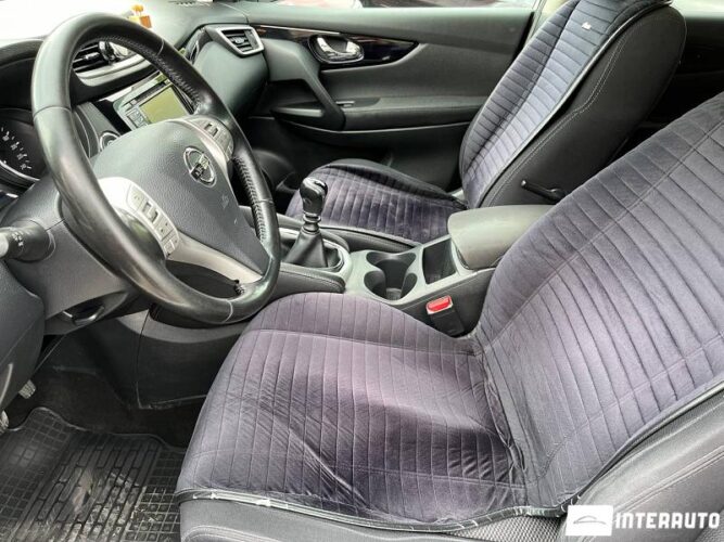Nissan Qashqai 37 interauto-car