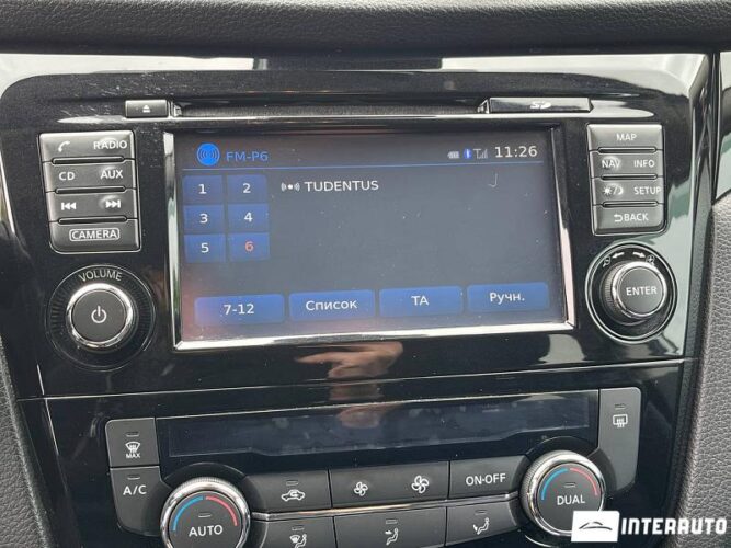 Nissan Qashqai 41 interauto-car