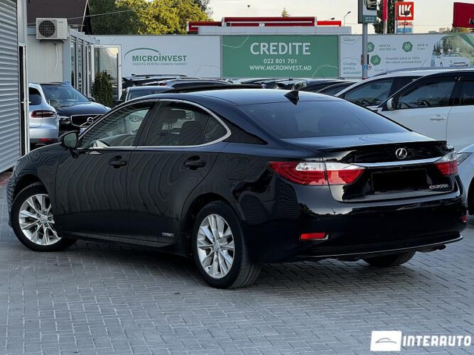 Lexus ES 300h 35 interauto-car