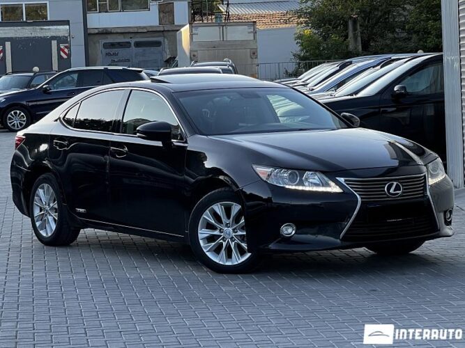 Lexus ES 300h 32 interauto-car