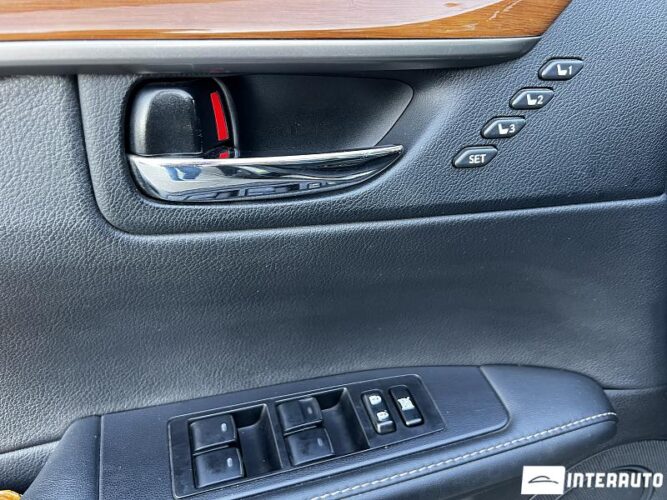 Lexus ES 300h 47 interauto-car