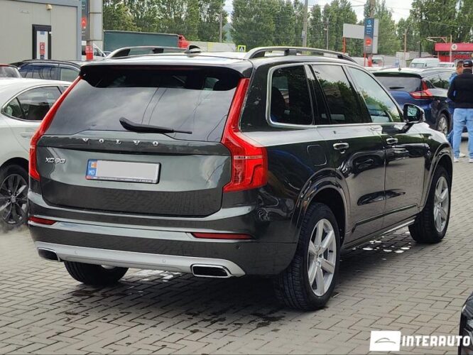 Volvo XC 90 34 interauto-car