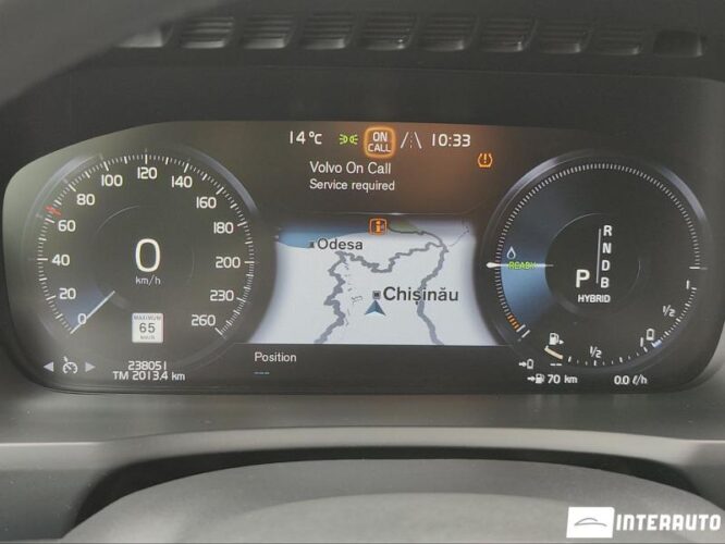 Volvo XC 90 42 interauto-car