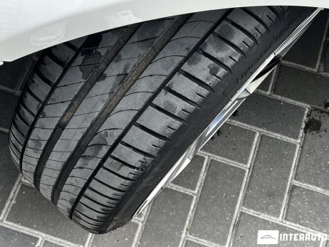 BMW 320 45 interauto-car