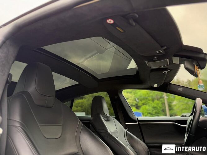 Tesla Model S 49 interauto-car