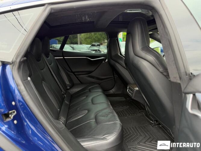 Tesla Model S 50 interauto-car