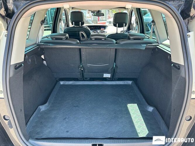 Renault Grand Scenic 49 interauto-car