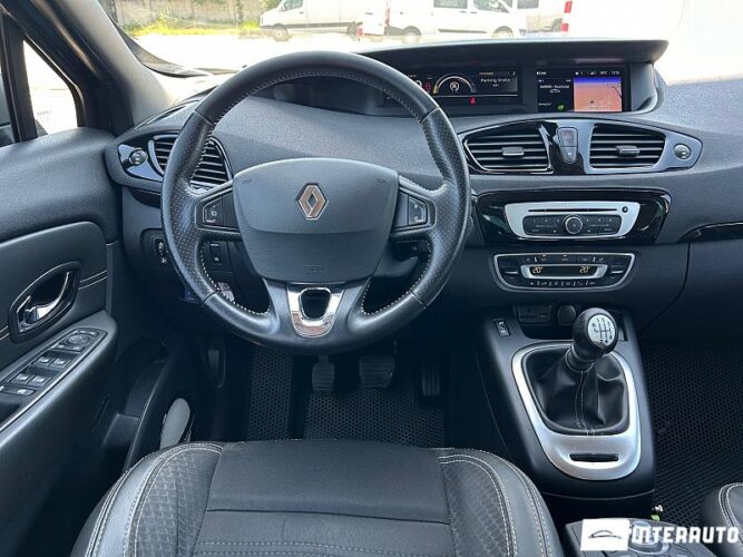 Renault Grand Scenic 38 interauto-car