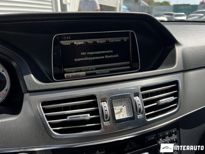 Mercedes E 220 37 interauto-car