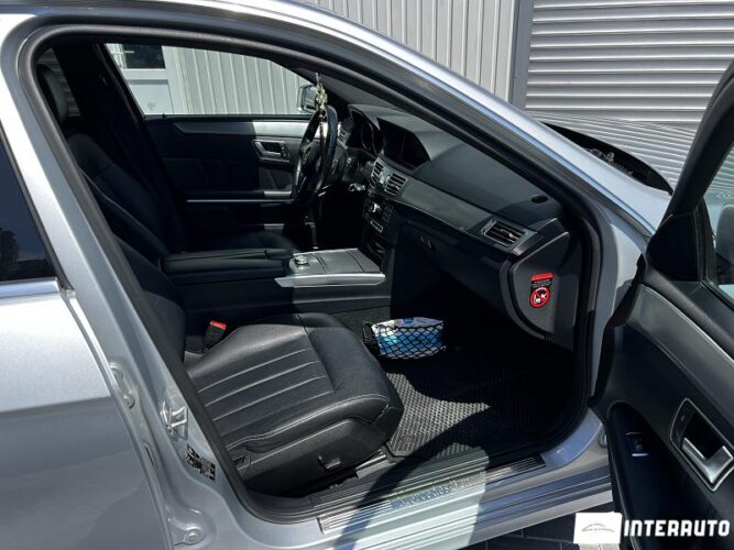 Mercedes E 220 42 interauto-car