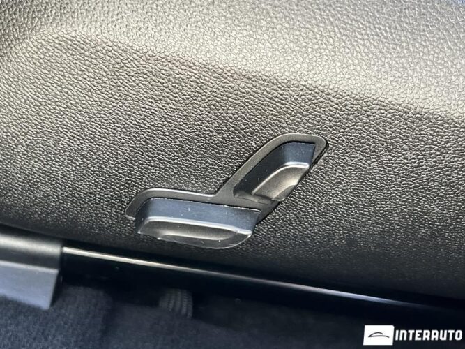 Mercedes E 220 44 interauto-car