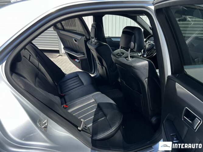Mercedes E 220 41 interauto-car