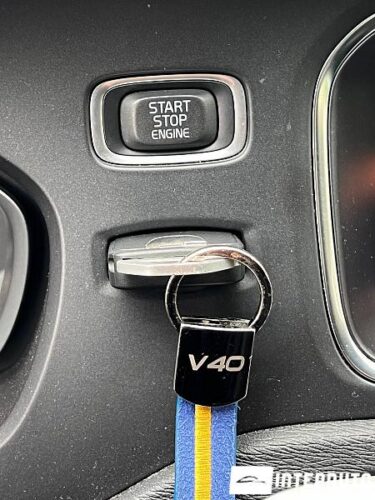 Volvo V 40 39 interauto-car