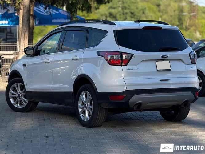 Ford Escape 33 interauto-car
