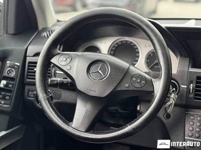Mercedes GLK 220 37 interauto-car