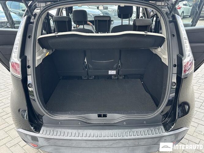 Renault Scenic 47 interauto-car