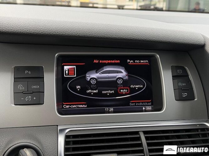 Audi Q7 53 interauto-car