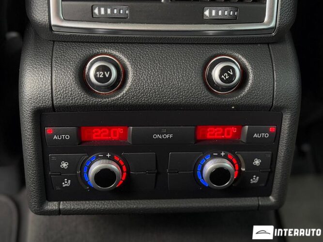Audi Q7 59 interauto-car