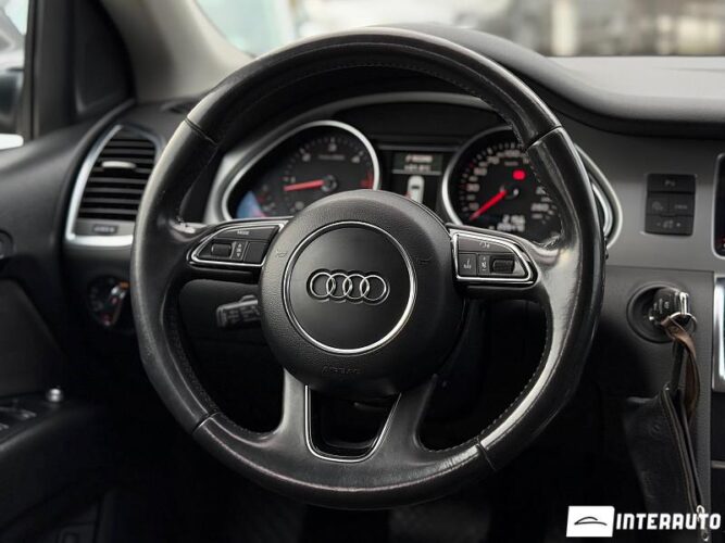 Audi Q7 51 interauto-car