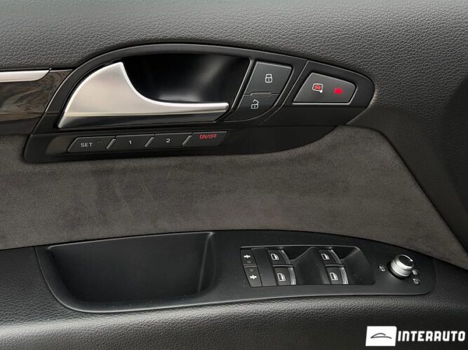 Audi Q7 47 interauto-car
