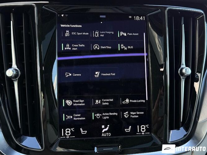 Volvo S 60 47 interauto-car