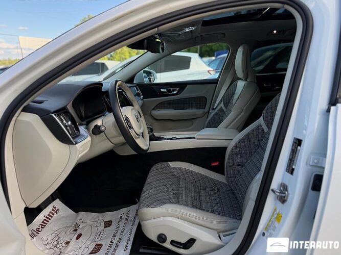 Volvo S 60 39 interauto-car