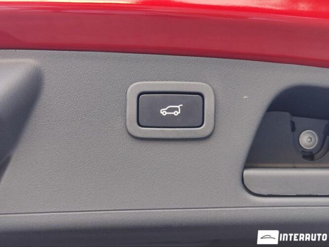 Jaguar E-Pace 48 interauto-car