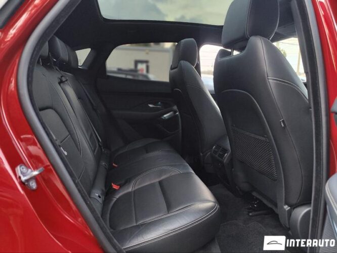 Jaguar E-Pace 39 interauto-car