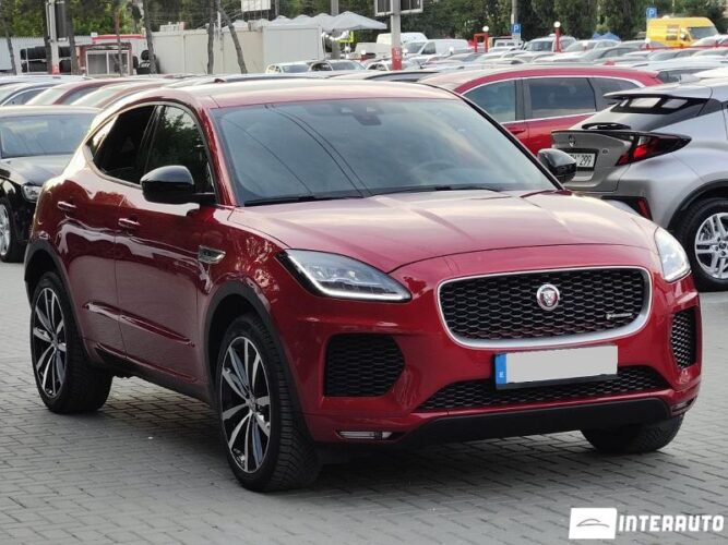 Jaguar E-Pace 33 interauto-car