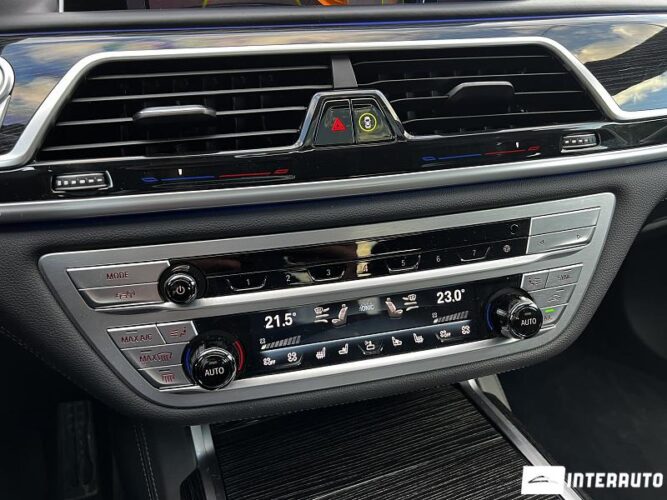 BMW 745e 50 interauto-car