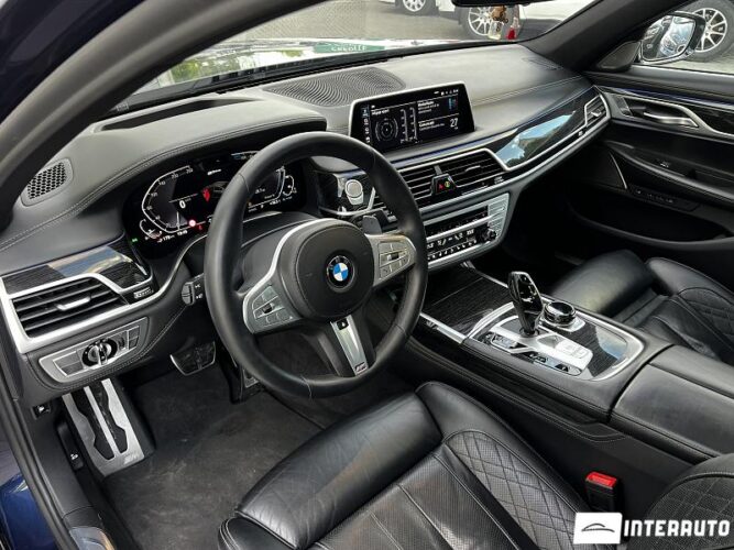 BMW 745e 44 interauto-car