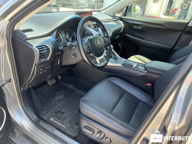 Lexus NX 300 38 interauto-car